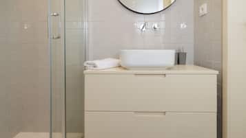 Shower, towels