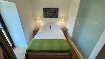 Cortinas opacas y wifi gratis