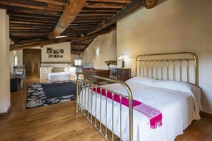 3 Schlafzimmer, Bügeleisen/Bügelbrett, kostenloses WLAN, Bettwäsche