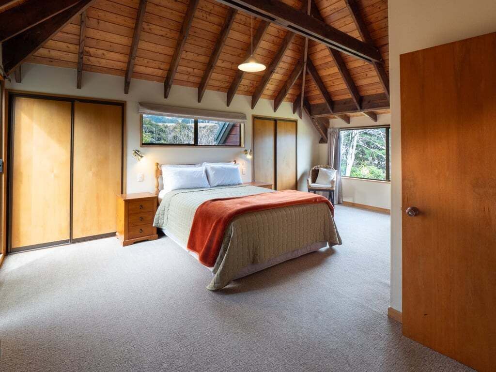 3 makuuhuonetta, silitysrauta/-lauta, Wi-Fi