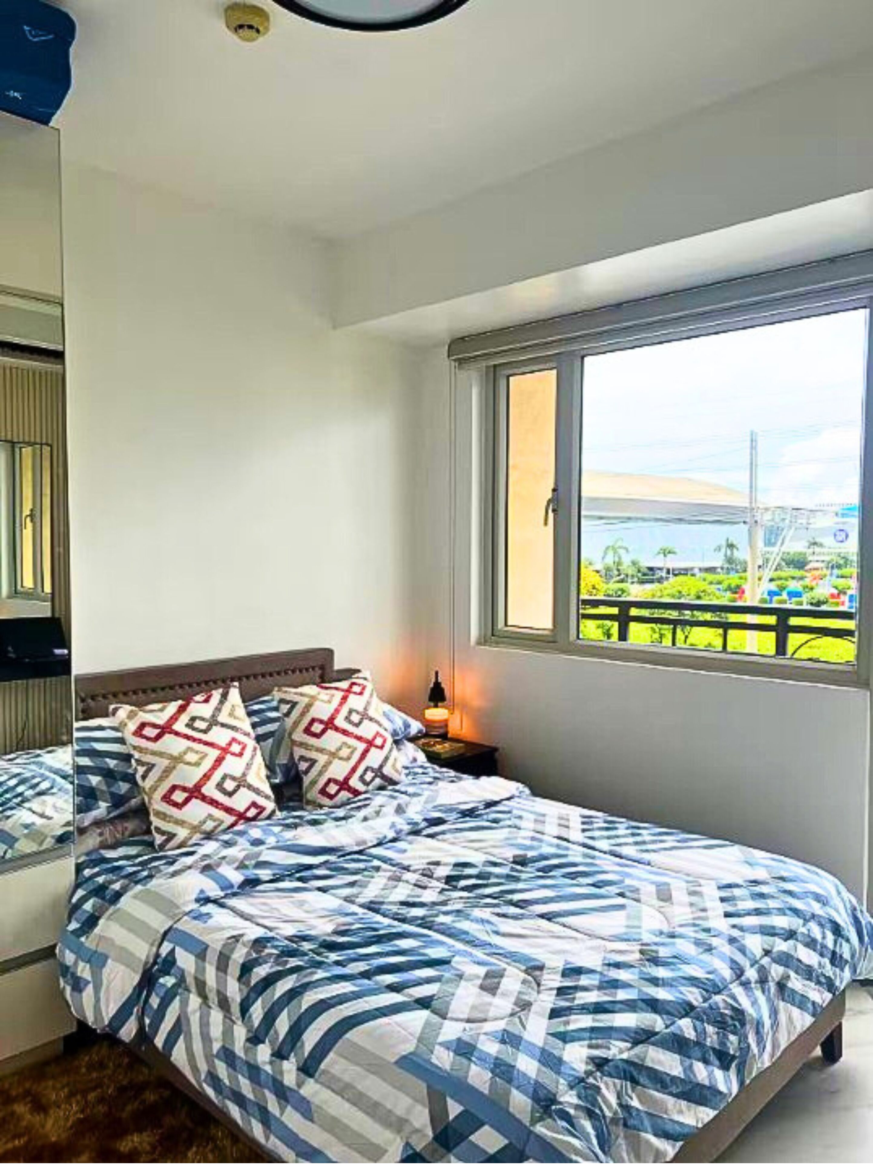 Deluxe-Suite, Stadtblick | Kostenloses WLAN