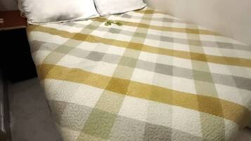 Shared Dormitory, 1 Bedroom, Smoking | 1 bedroom