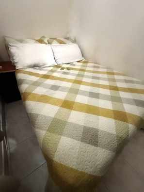 Shared Dormitory, 1 Bedroom, Smoking