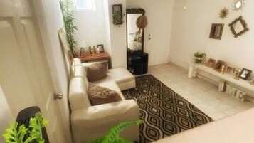 Shared Dormitory, 1 Bedroom, Smoking | Living room