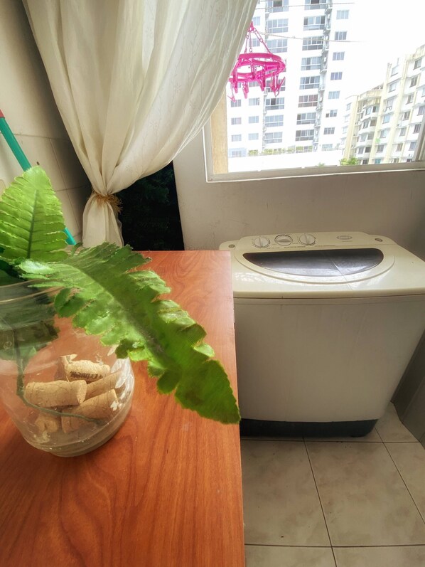 Shared Dormitory, 1 Bedroom, Smoking | Interior