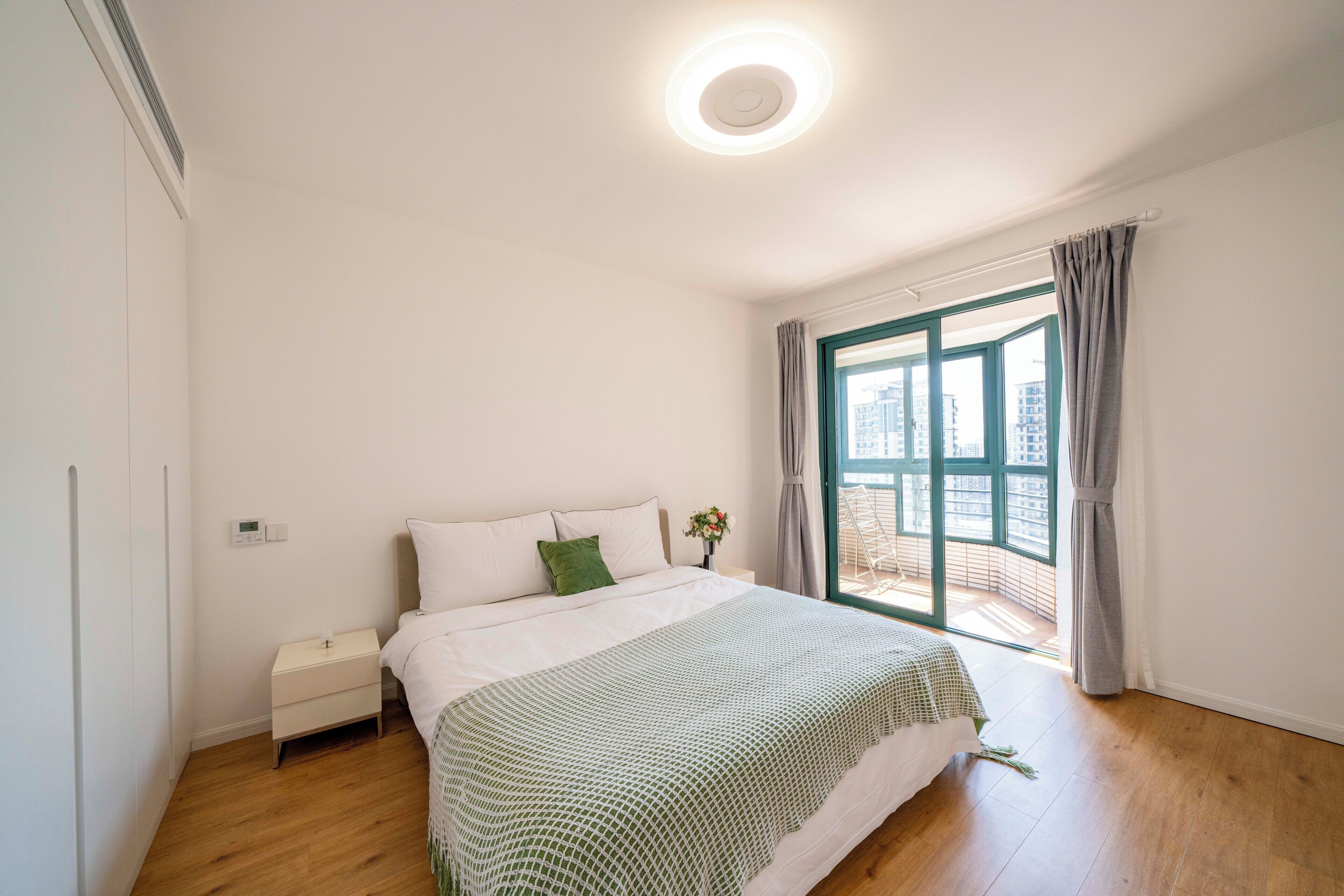 Superior Apartment, 4 Bedrooms, Balcony, City View | Iron/ironing board, free WiFi