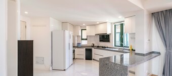 Tyms Elegant 3BR 2BA Home Novel Garden 