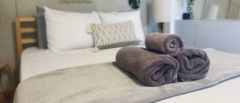 1 chambre, fer et planche à repasser, Wi-Fi gratuit