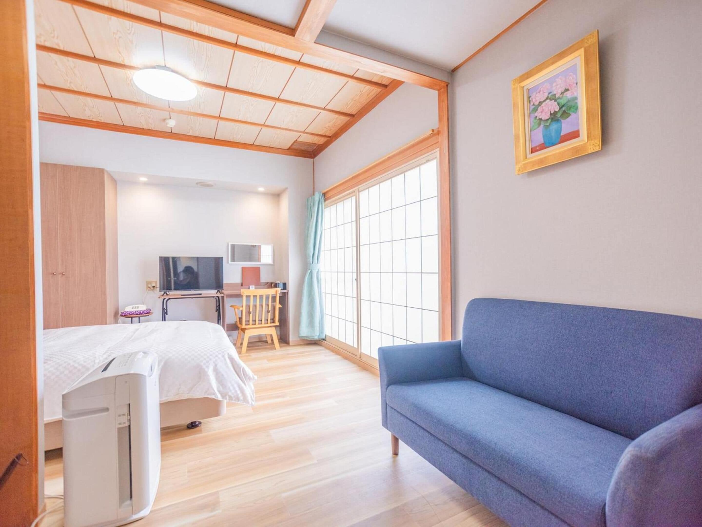 Double Room, Non Smoking | Free WiFi, bed sheets