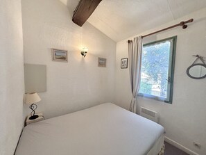 Fer et planche à repasser, Wi-Fi