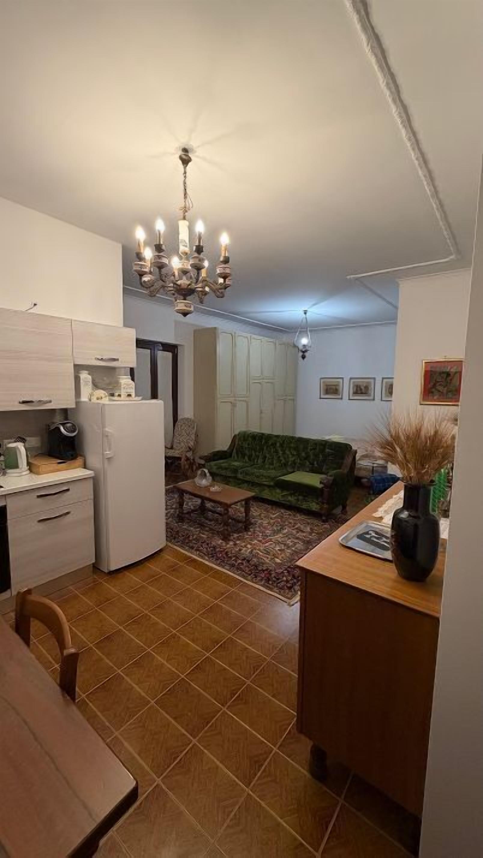 Deluxe studio, balkon, uitzicht op stad | Een strijkplank/strijkijzer, gratis wifi