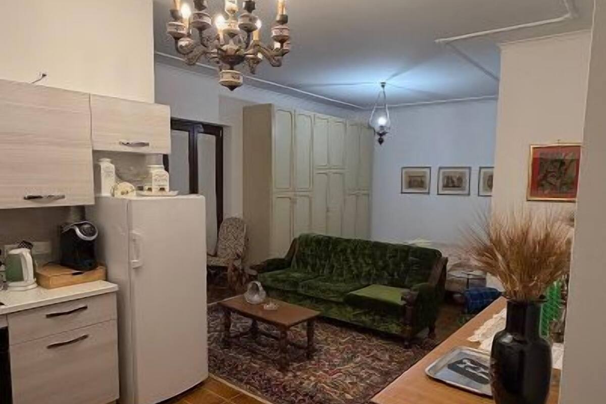 Deluxe studio, balkon, uitzicht op stad | Een strijkplank/strijkijzer, gratis wifi