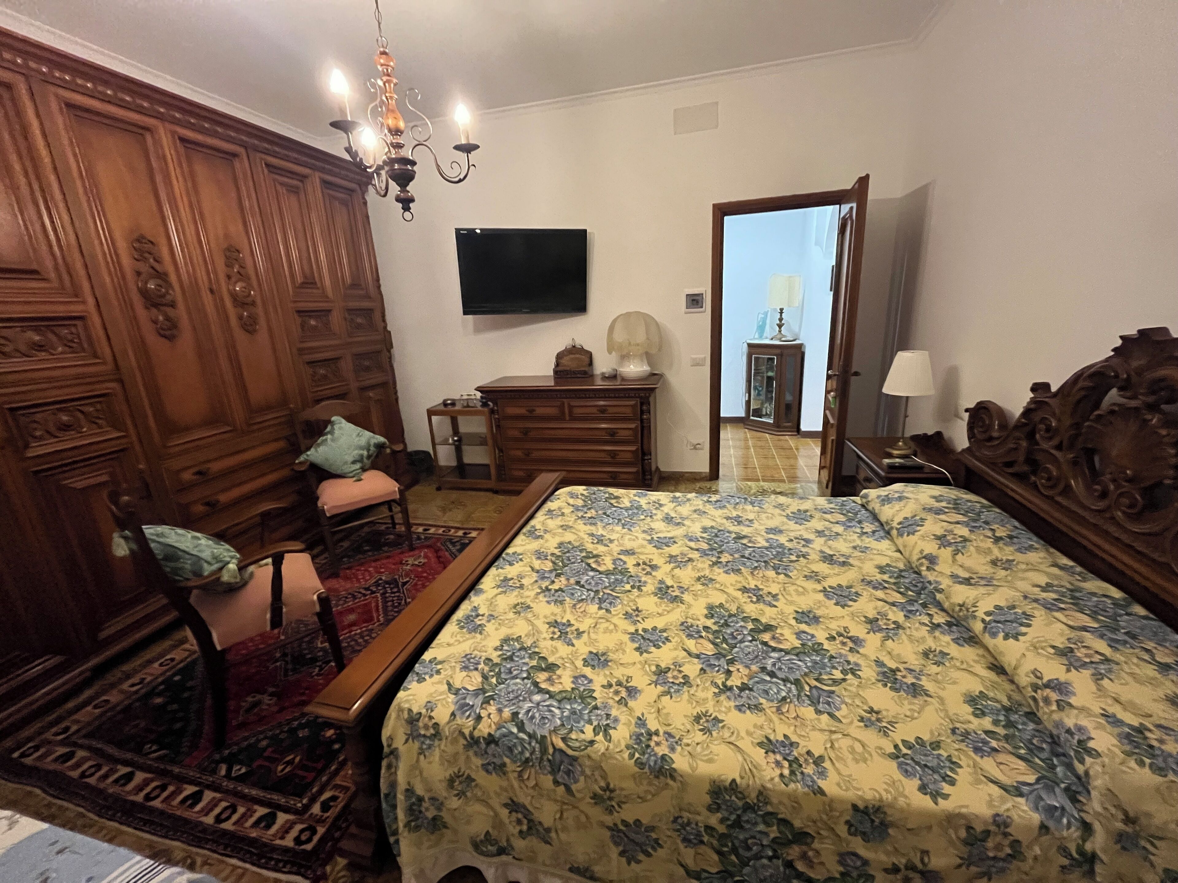 Tripla Classic, vista cortile | Ferro/asse da stiro, Wi-Fi gratuito