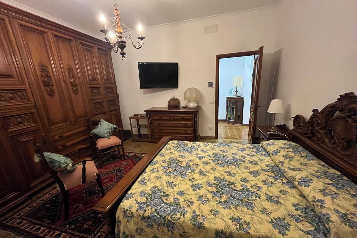 Tripla Classic, vista cortile | Ferro/asse da stiro, Wi-Fi gratuito