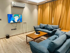 Junior Studio | Living area