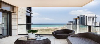 Special Apartment Sea View Luxury Tower