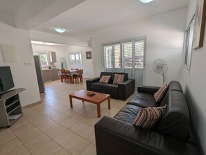 Villa | 2 bedrooms - Minas Villa Pool Wifi and Close to Sirena bay (Paralimni)