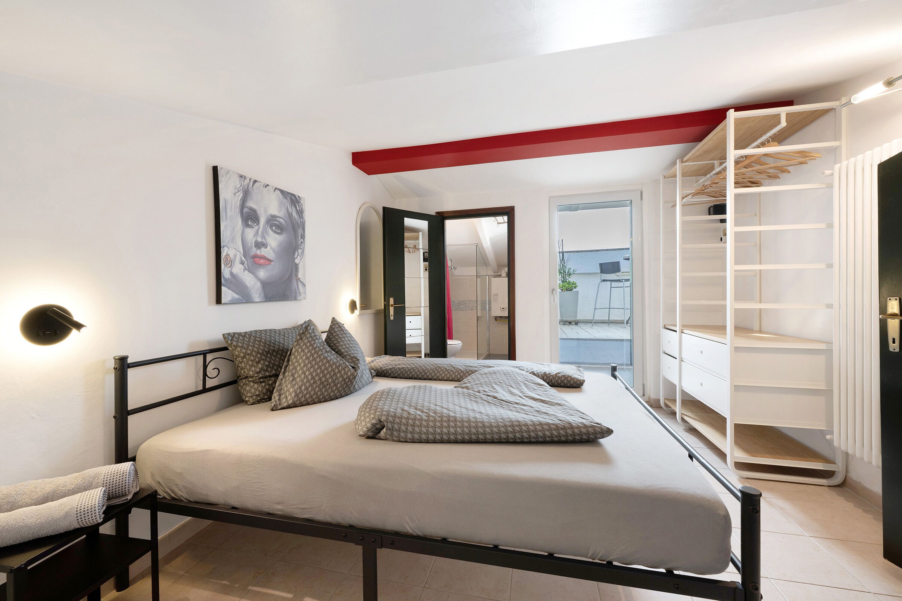 1 bedroom, WiFi, bed sheets