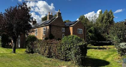 Guys Head Cottage