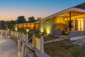 Chambre supérieure double, patio, vue sur la cour intérieure | Vue sur la cour