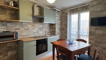 Microwave, oven