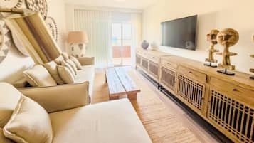 Televisor i taula de tennis de taula