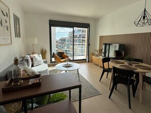 Televisio, pöytätennispöytä