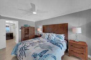 2 habitaciones, tabla de planchar con plancha, internet y ropa de cama 