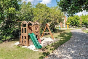 Departamento, 1 habitación, con acceso para personas discapacitadas, para fumadores | Área infantil