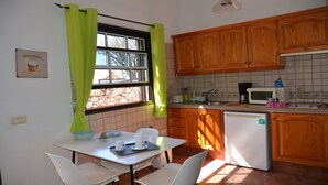 Coffee/tea maker, fridge, microwave, electric kettle - Lonja 2 (Valle Gran Rey)