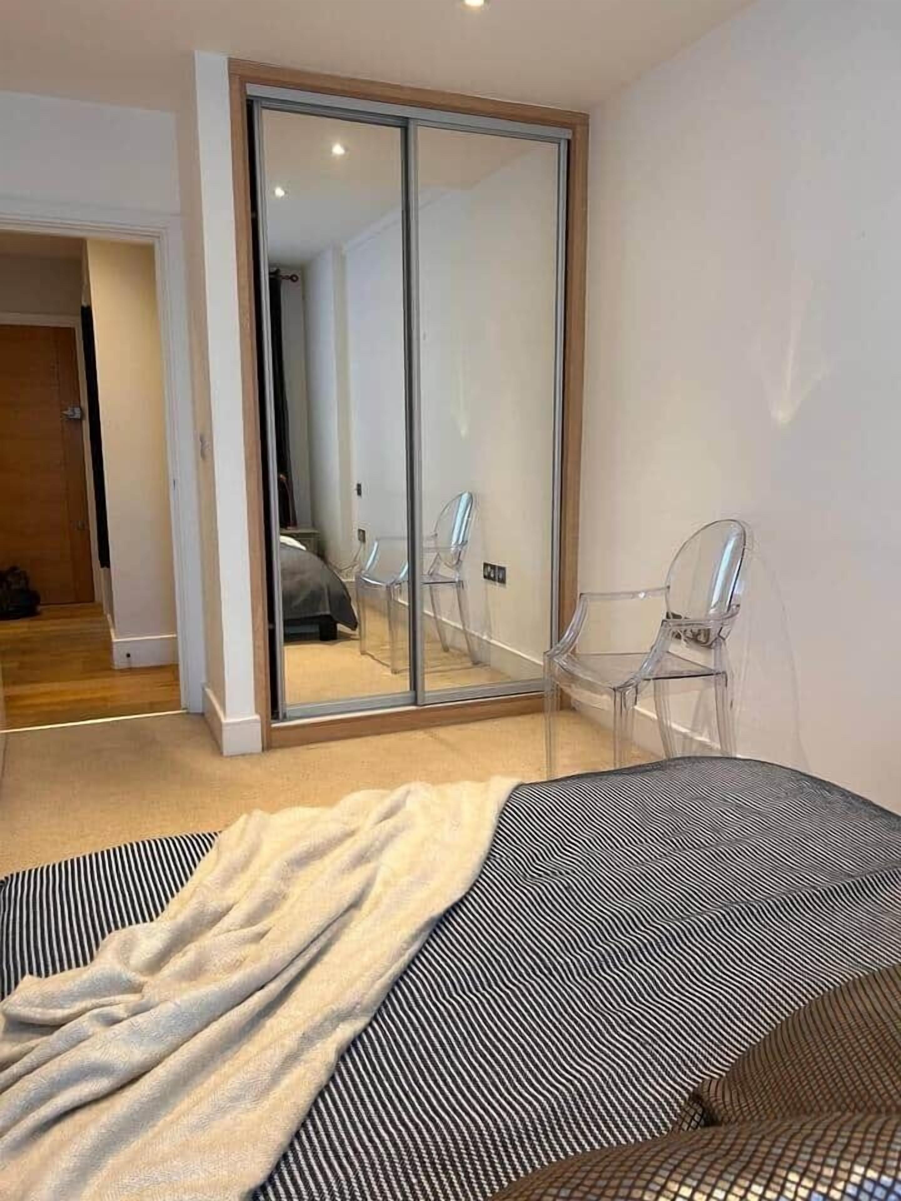 1 soverom, safe på rommet, strykejern/-brett og wi-fi