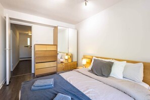 2 bedrooms, iron/ironing board, WiFi, bed sheets