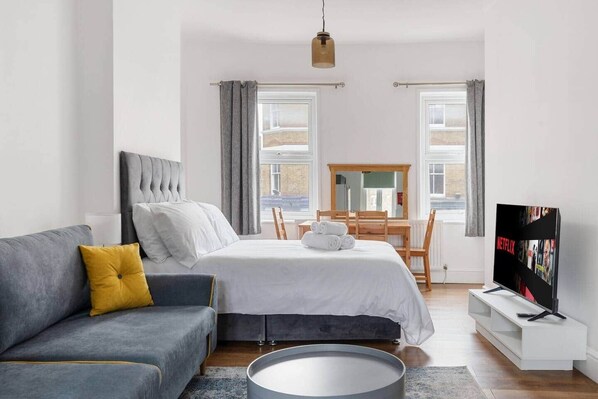 1 bedroom, iron/ironing board, WiFi, bed sheets