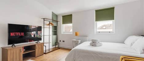 1 bedroom, iron/ironing board, WiFi, bed sheets