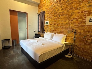 Blackout curtains, iron/ironing board, free WiFi
