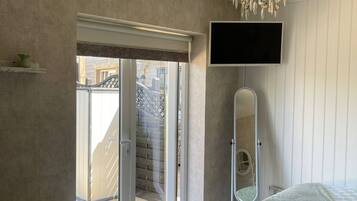 Rumah, 4 kamar tidur, akses difabel | 4 kamar tidur