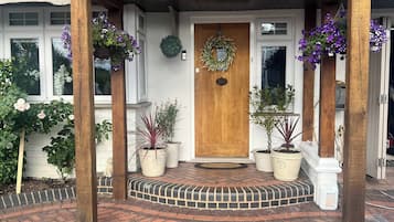 House, 4 Bedrooms, Accessible | Exterior