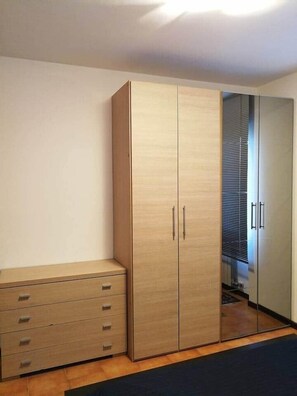 1 bedroom, iron/ironing board, free WiFi, bed sheets - Carducci Apartment - THE V Collection Apartments (Turate)
