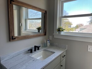 Shower - Coastal Dream Vacation: Brand-New 3BR/3BA Home, Just One Block from the Beach (Carrabassett Valley)