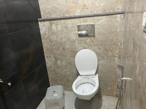 Family Quadruple Room | Bathroom