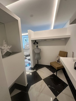 Apartment, 1 Bedroom, Accessible, City View | Interior - Unique Vacation Rental in Losone (Losone)