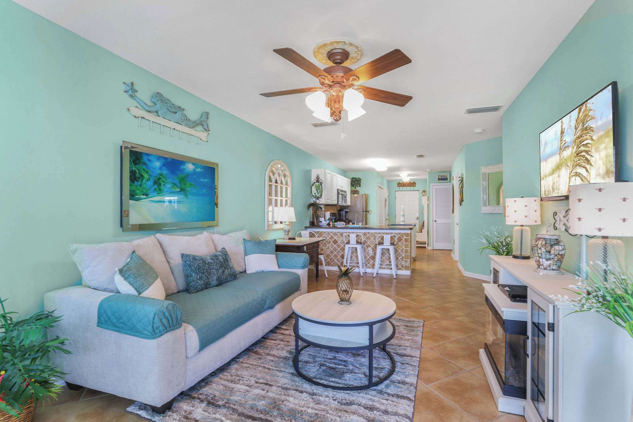 TV, DVD player, offices