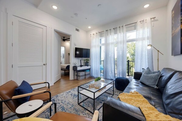 Smart TV - Nashville Winter Vacation in Style (Nashville)