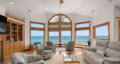 Oceanfront w Pool and Spas, GameRm, Dune Walkover