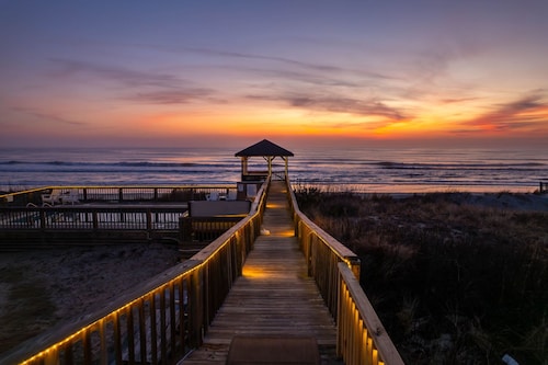Oceanfront Pool & Spa, Volleyball Court, Game Rm