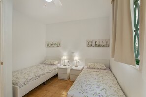 Bügeleisen/Bügelbrett, WLAN