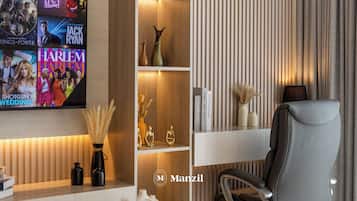 Luxury Apartment, Balcony | Living room