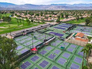 Sport court - Palm Desert Resorter (Palm Desert)
