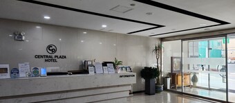 Central Plaza Hotel