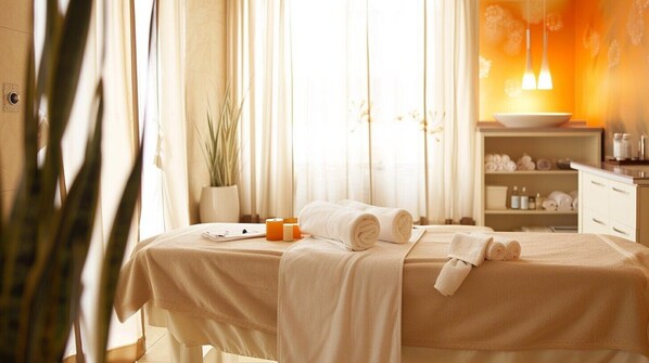 Couples treatment room(s), sauna, hot tub, steam room